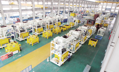 方圓集團(tuán)成套設(shè)備全力沖刺年終目標(biāo) 機(jī)械設(shè)備銷售勢頭強(qiáng)勁