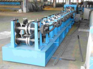 C/Z互換成型機 機械設備行業的高效解決方案